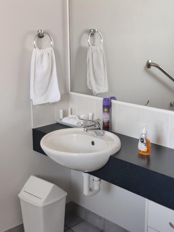 Belvoir Village Motel & Apartments 워동가 외부 사진